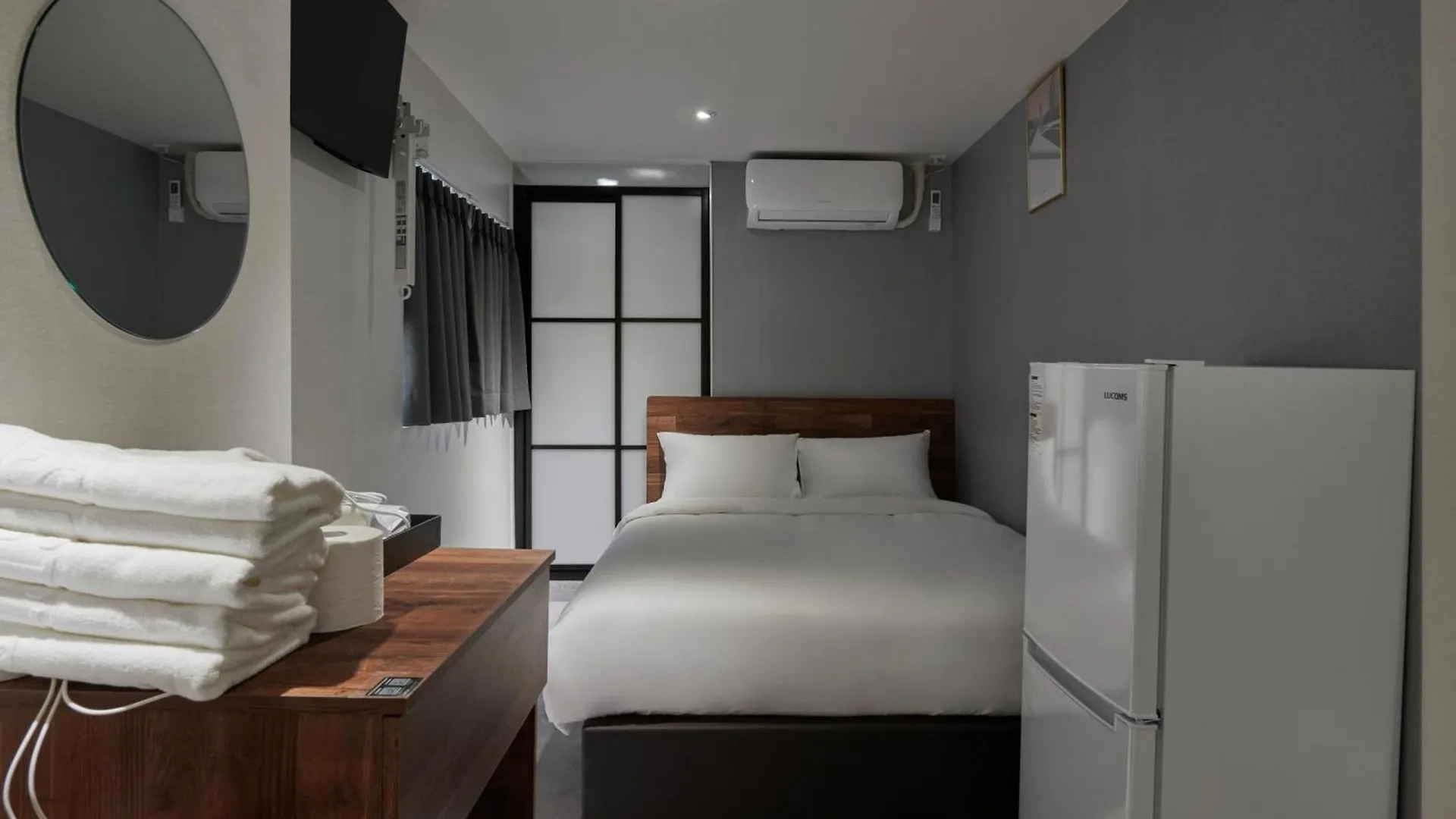 Eight Rest Hostel Jong-Ro Seoul Hotel